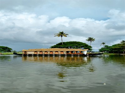 Kerala Backwaters Best Tourist Places In India